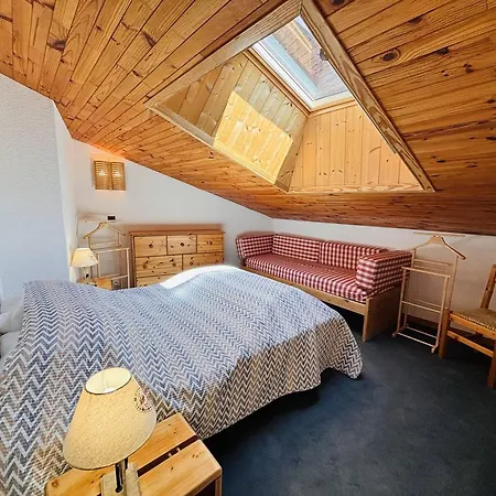 Duplex, Balcon Vue Sapins - 6 Pers. * La Plagne